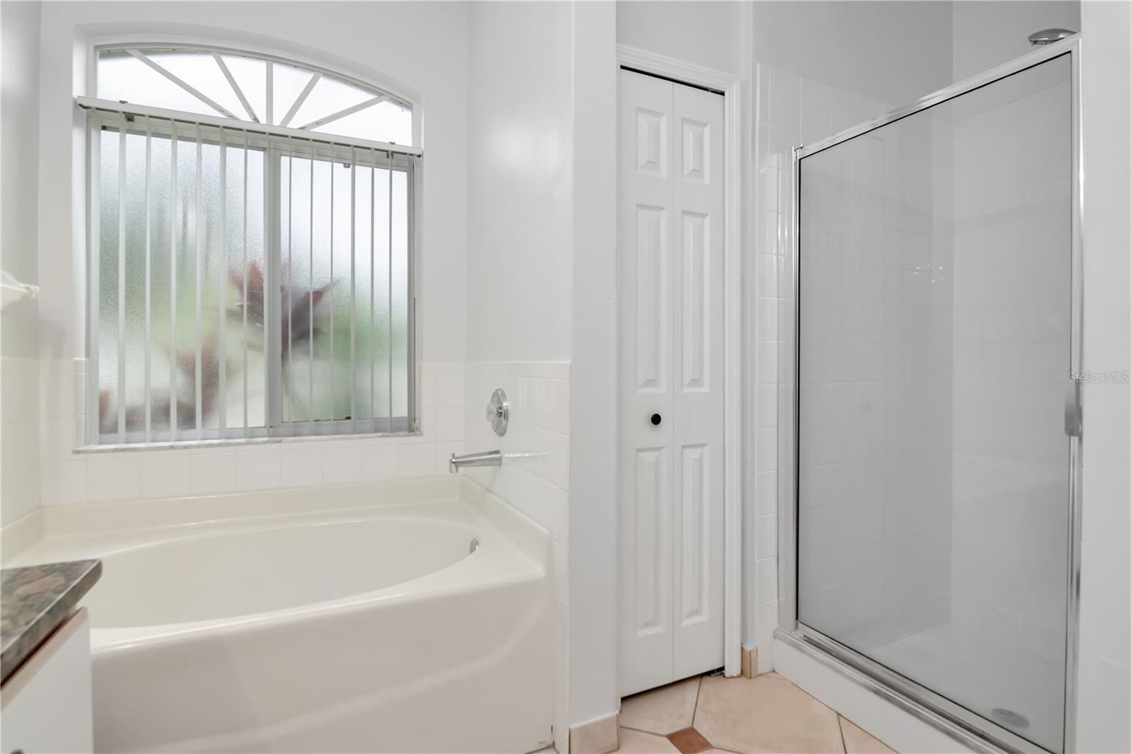 Image 40 of 71 For 3341 Pine Top Drive