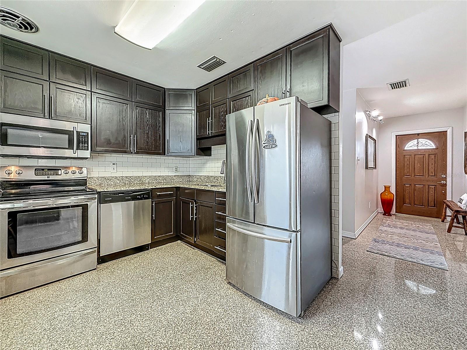 Image 15 of 66 For 3702 Wallace Avenue