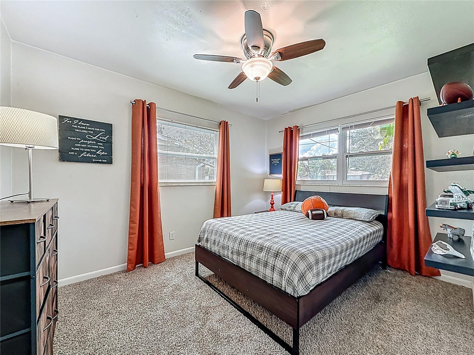 Image 19 of 66 For 3702 Wallace Avenue