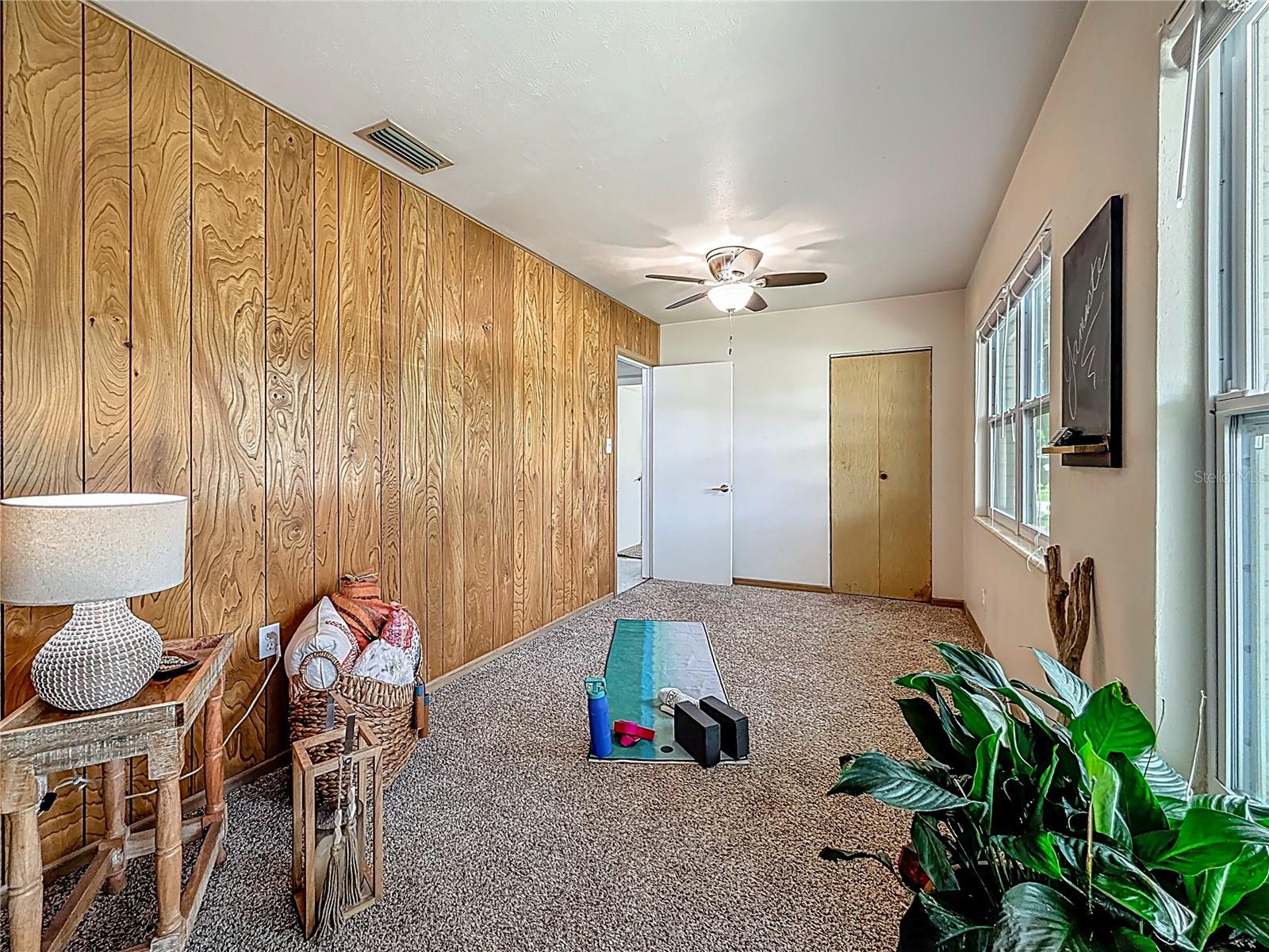 Image 26 of 66 For 3702 Wallace Avenue