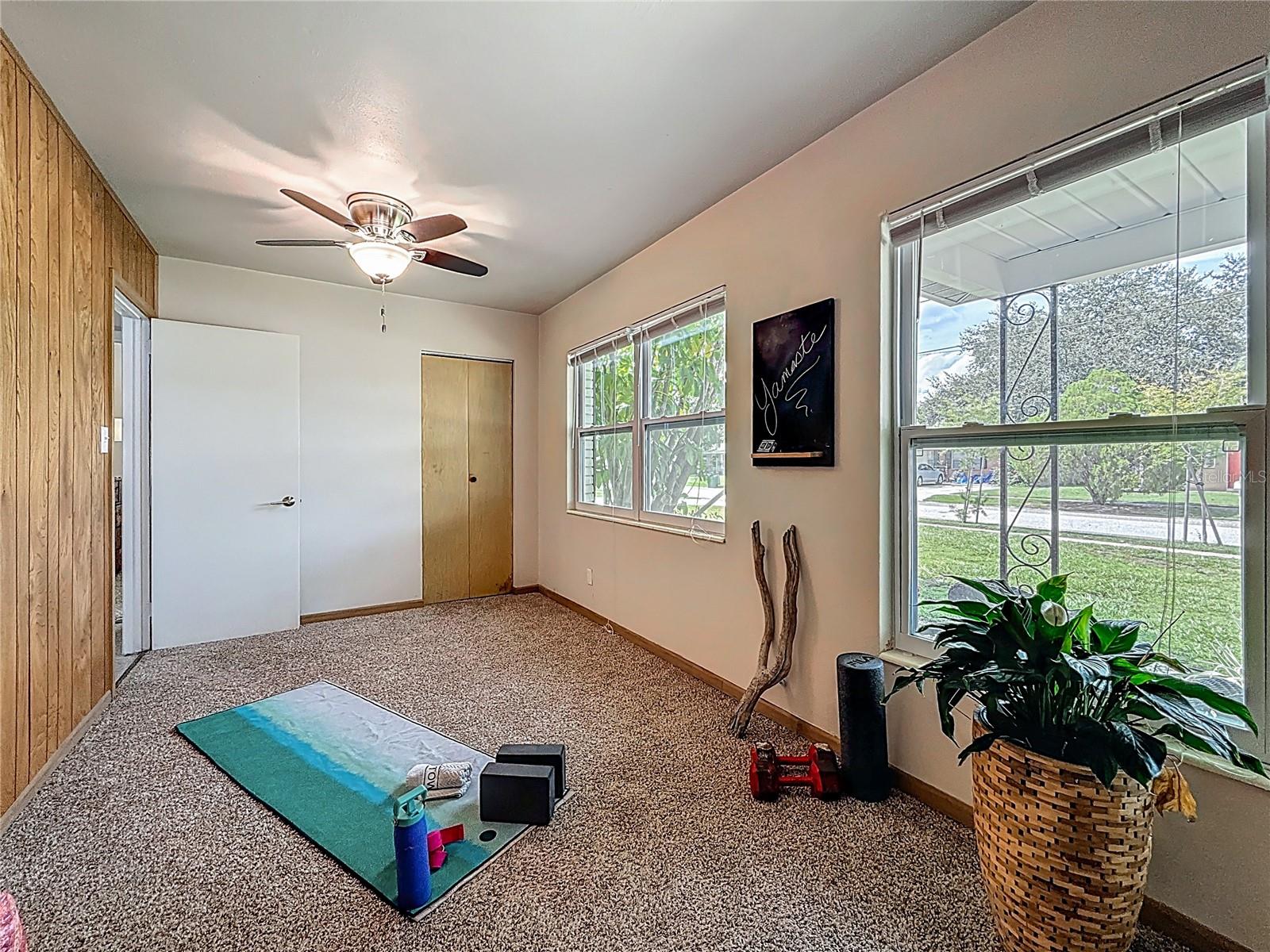 Image 27 of 66 For 3702 Wallace Avenue