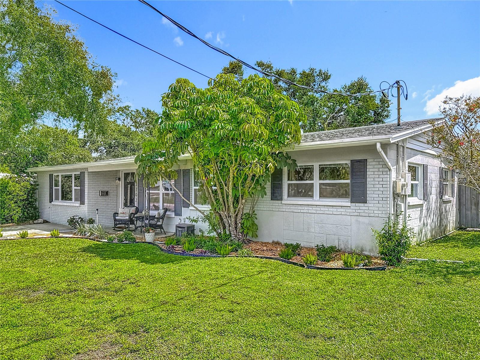 Image 4 of 66 For 3702 Wallace Avenue