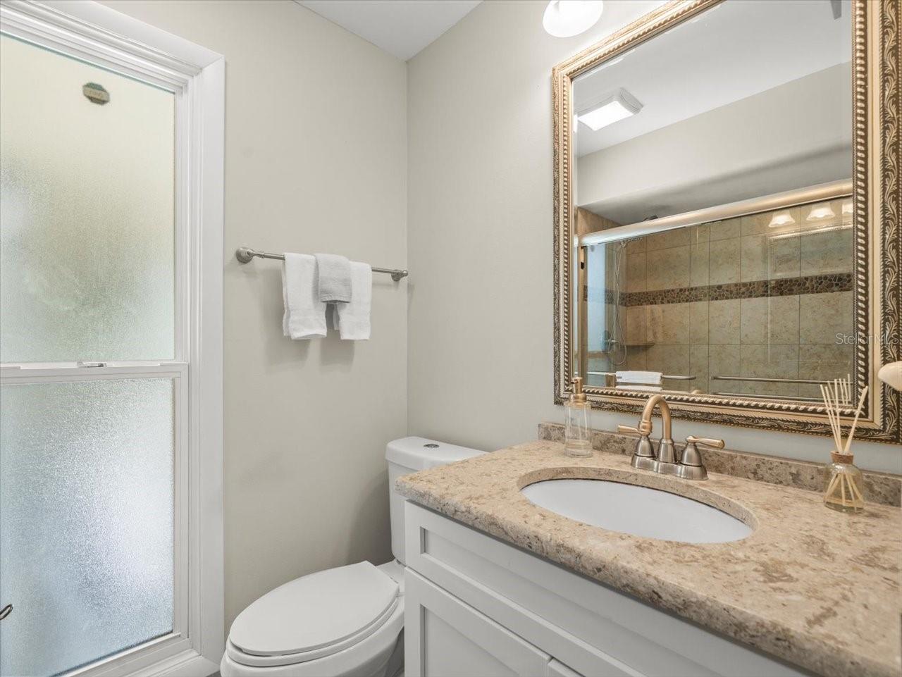 Image 21 of 34 For 15912 Hampton Village Drive