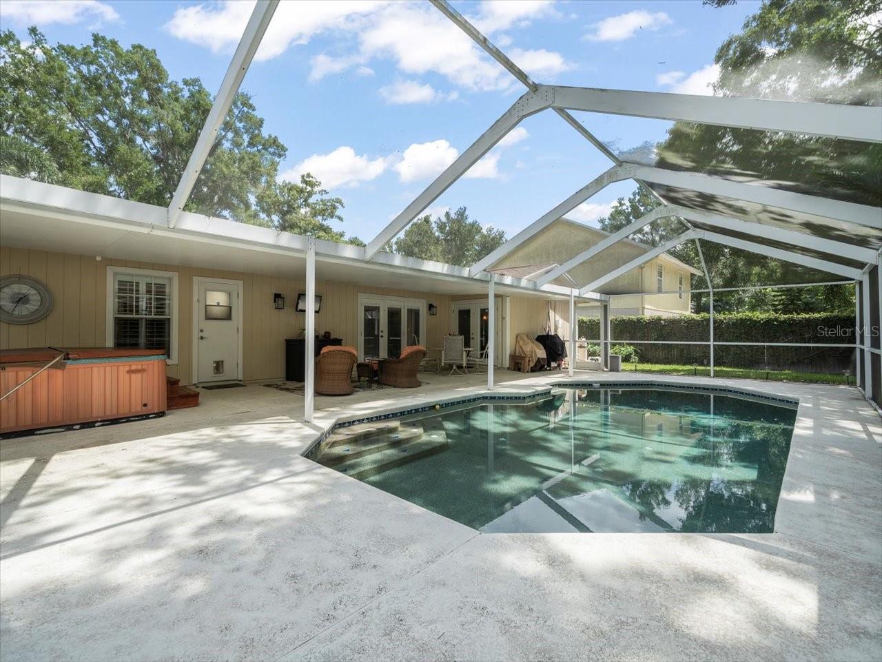 Image 31 of 34 For 15912 Hampton Village Drive