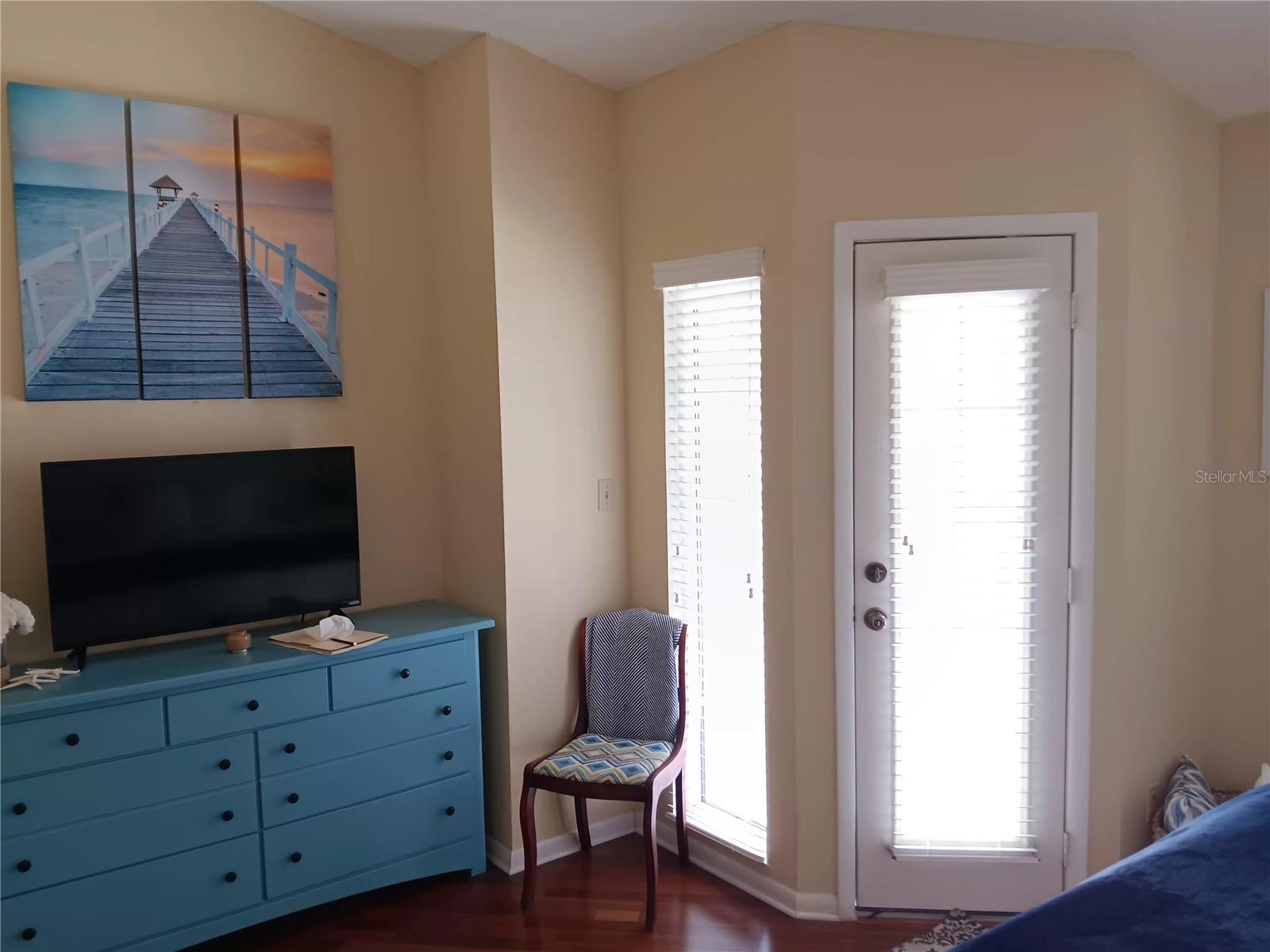Image 17 of 41 For 17960 Gulf Boulevard 118