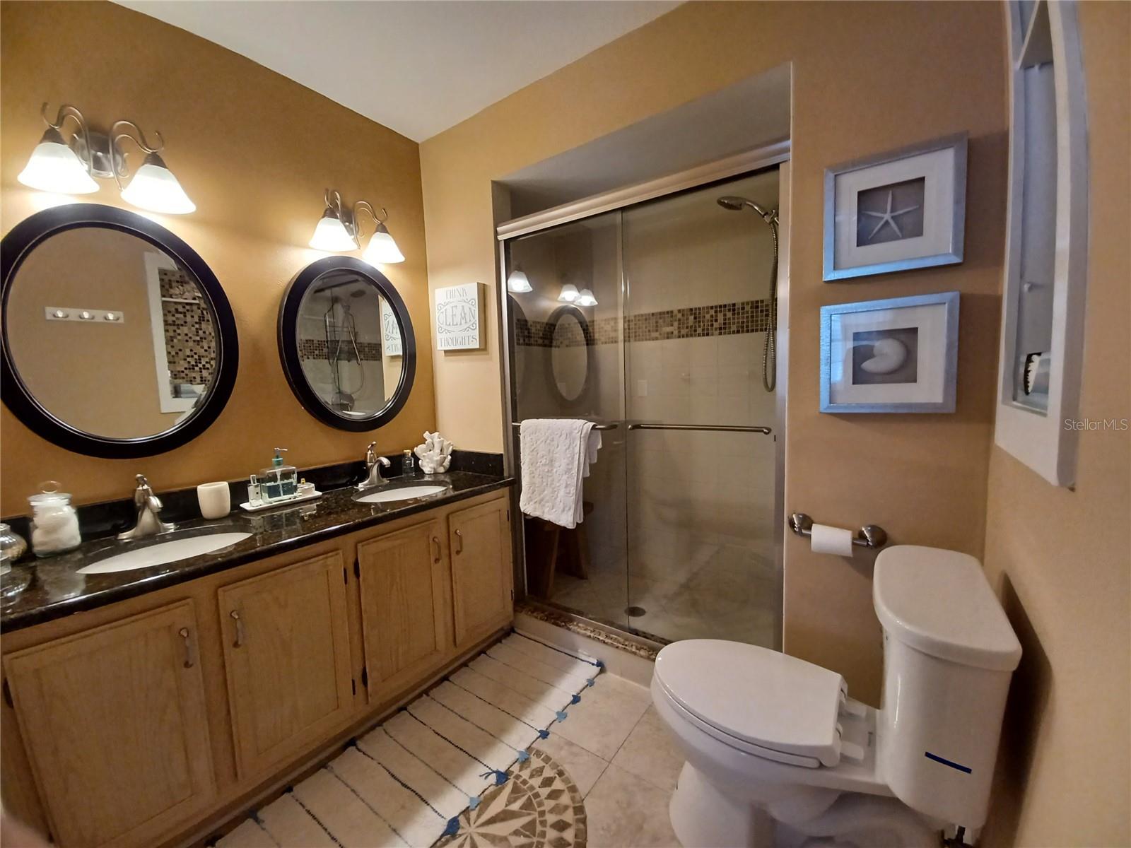 Image 20 of 41 For 17960 Gulf Boulevard 118