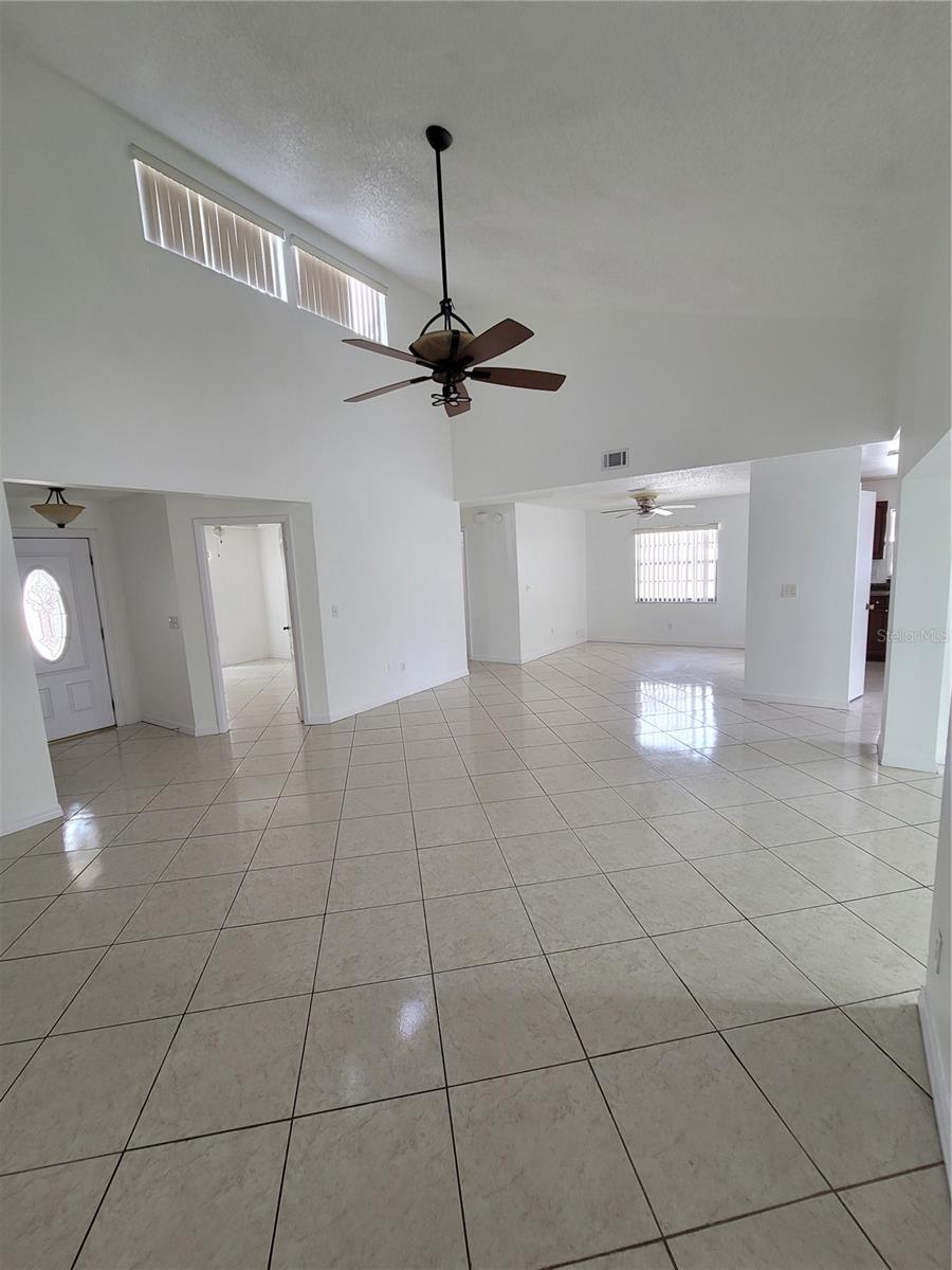 Image 11 of 23 For 9508 Pembridge Court