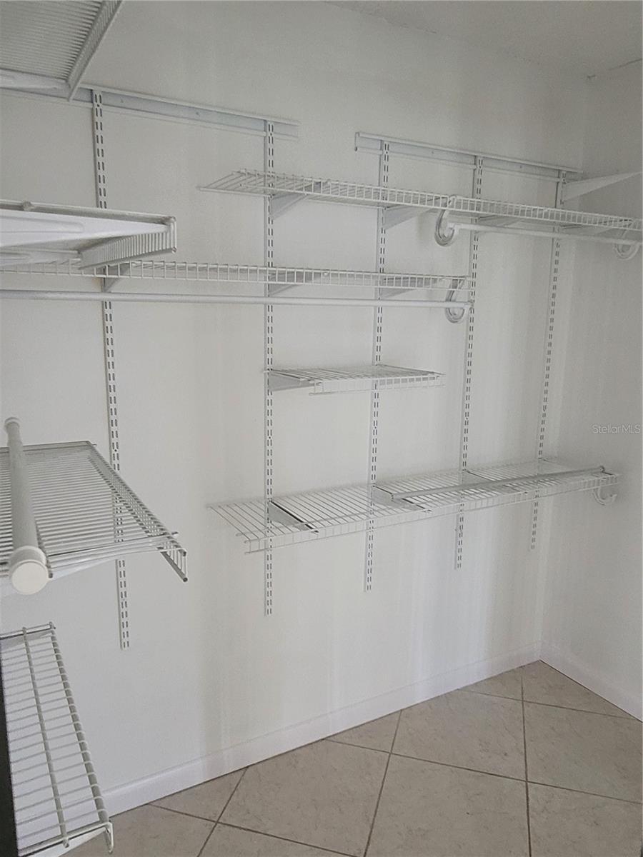 Image 14 of 23 For 9508 Pembridge Court