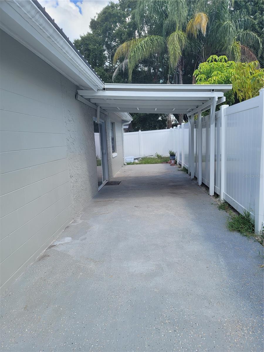Image 22 of 23 For 9508 Pembridge Court
