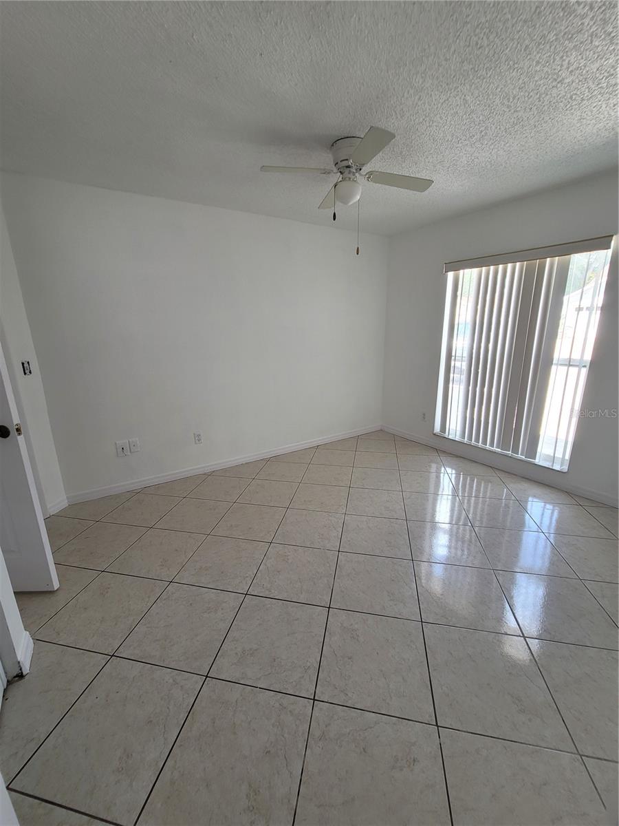 Image 7 of 23 For 9508 Pembridge Court