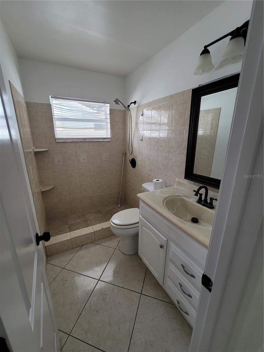 Image 8 of 23 For 9508 Pembridge Court