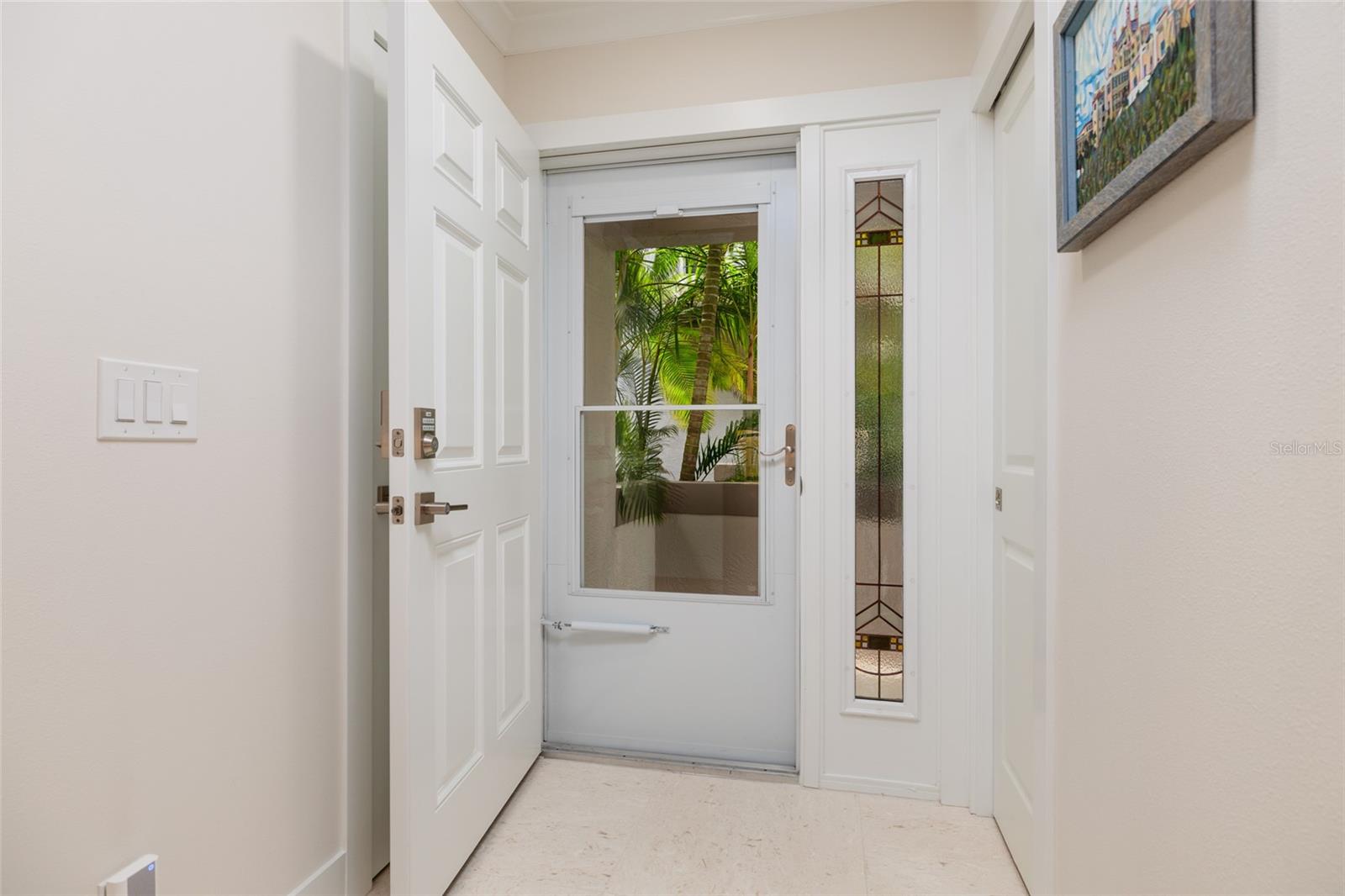 Image 11 of 74 For 903 Pinellas Bayway S 104