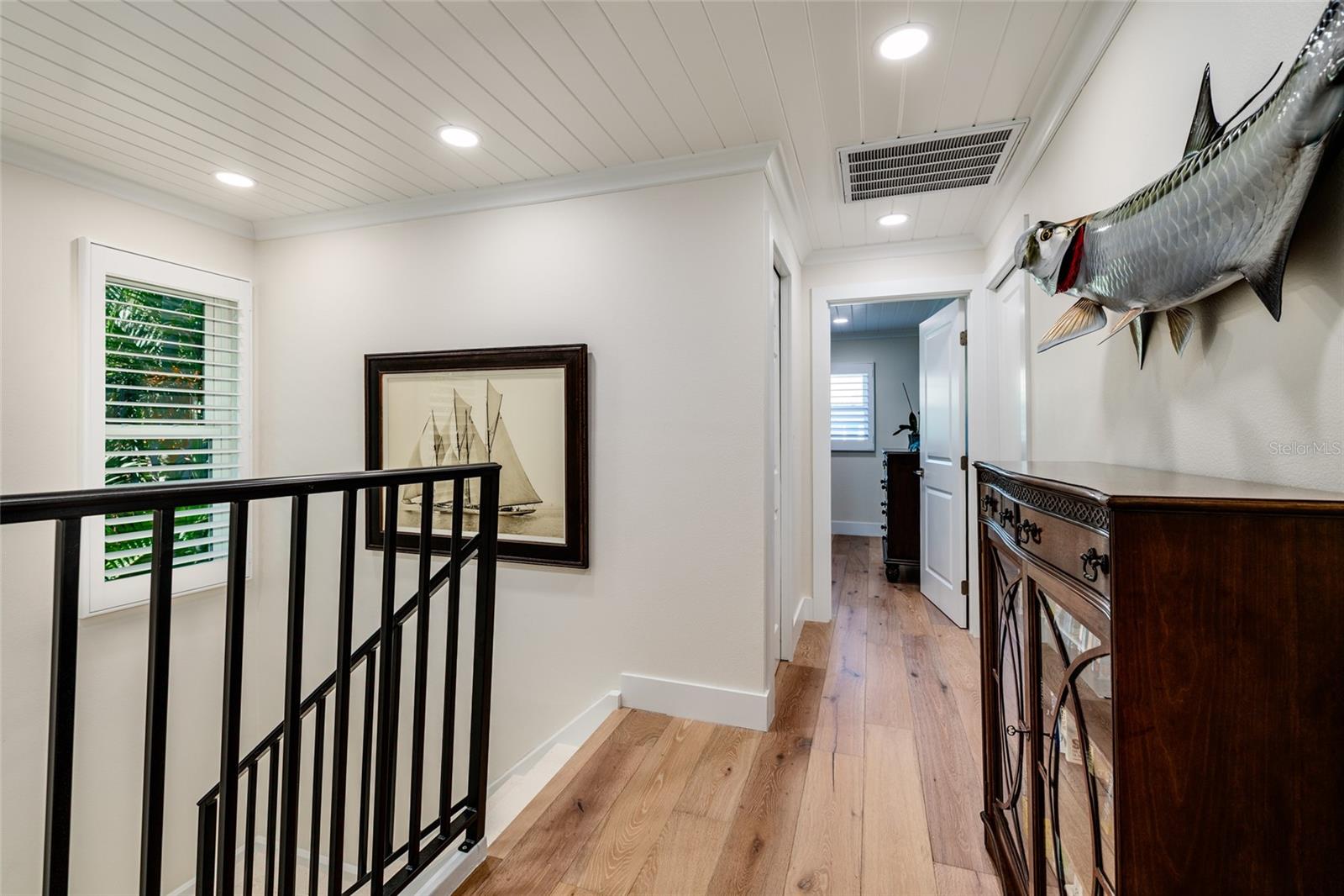 Image 22 of 74 For 903 Pinellas Bayway S 104