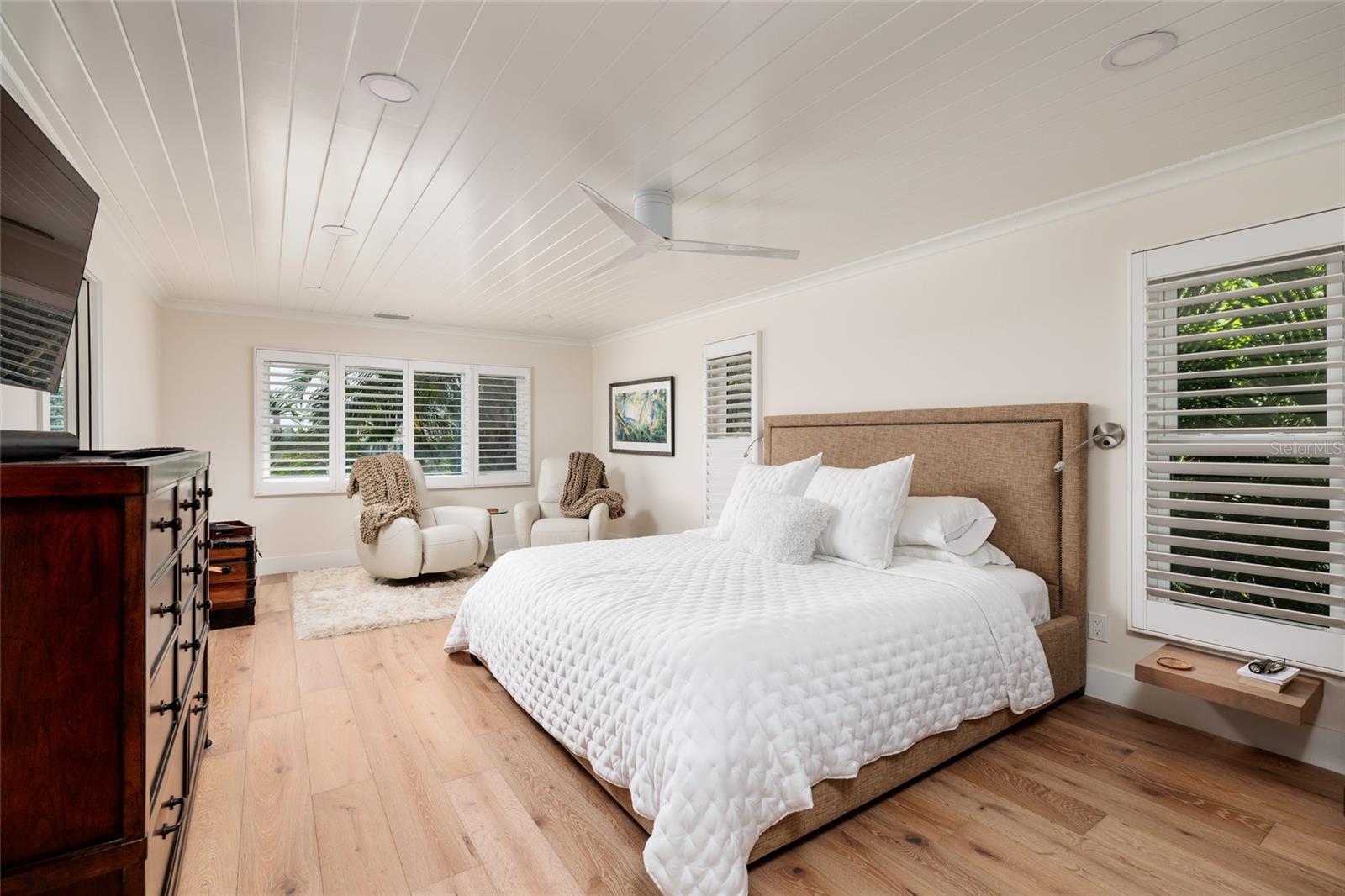Image 23 of 74 For 903 Pinellas Bayway S 104