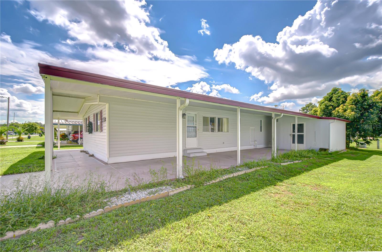Image 10 of 44 For 39432 Dundee Road