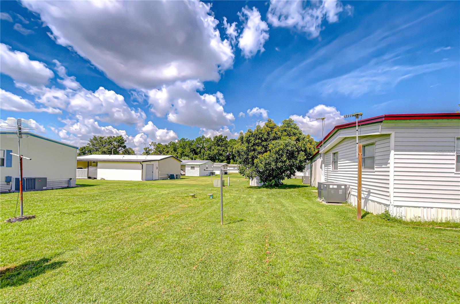 Image 13 of 44 For 39432 Dundee Road