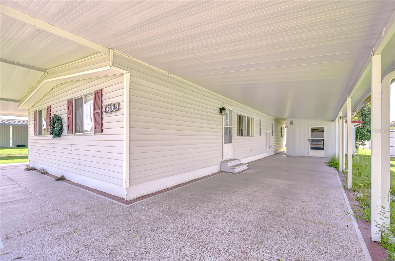 Image 8 of 44 For 39432 Dundee Road