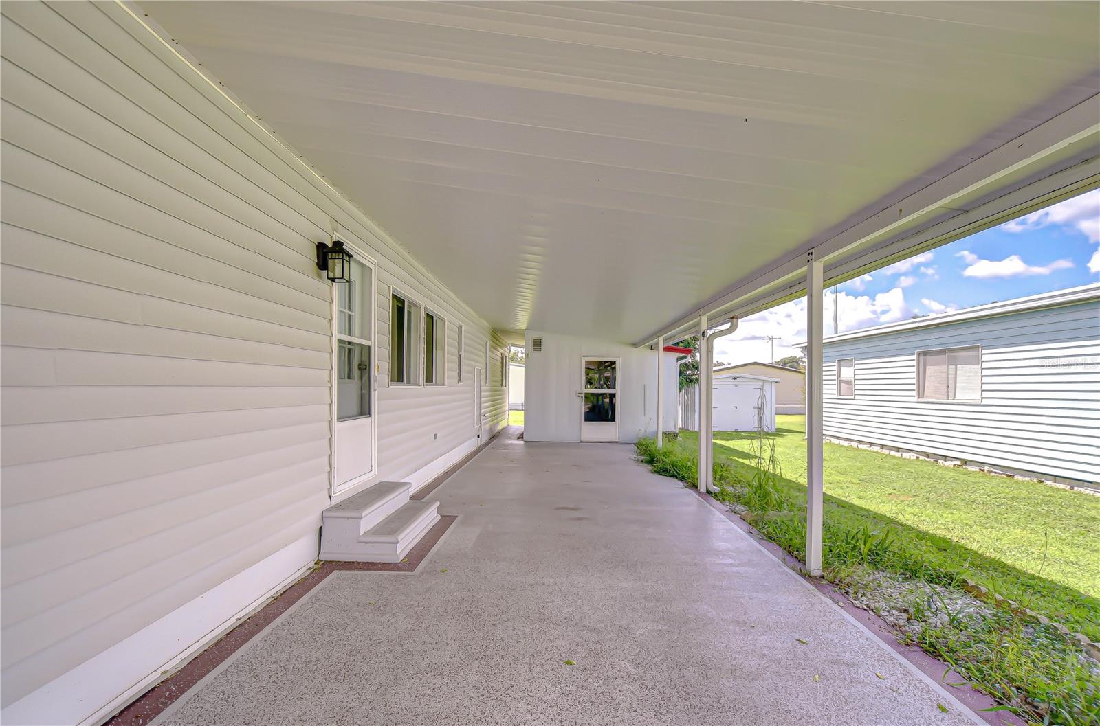 Image 9 of 44 For 39432 Dundee Road