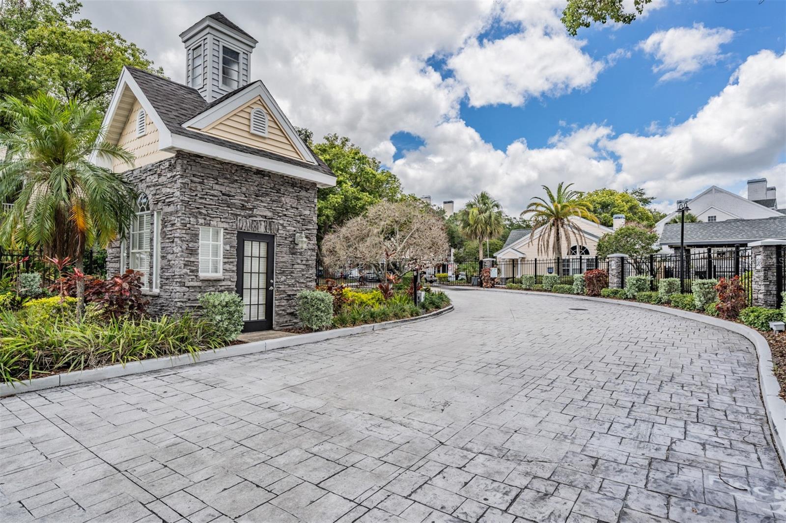 Image 29 of 40 For 3274 Haviland Court 104