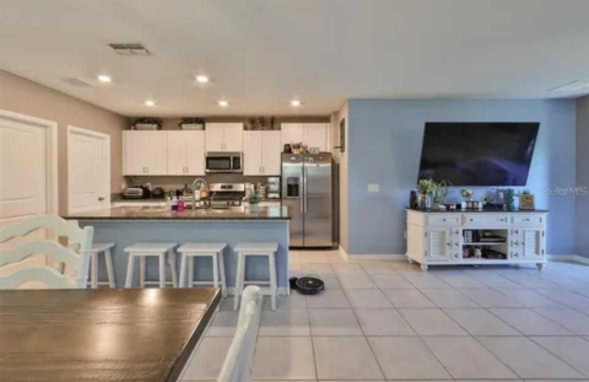 Listing photo id 1 for 9317 Lemon Drop Loop