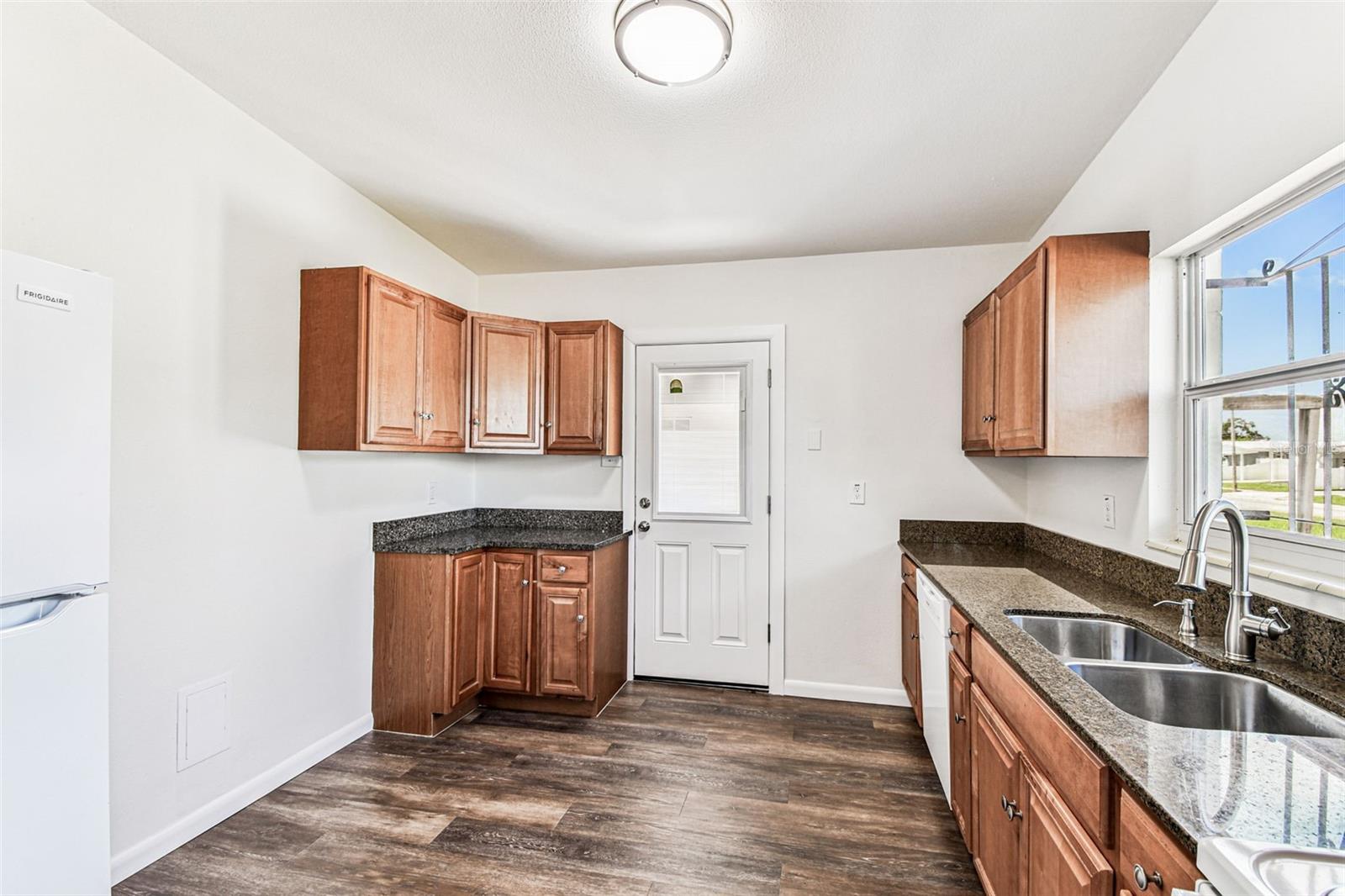 Image 13 of 53 For 6219 Hale Avenue