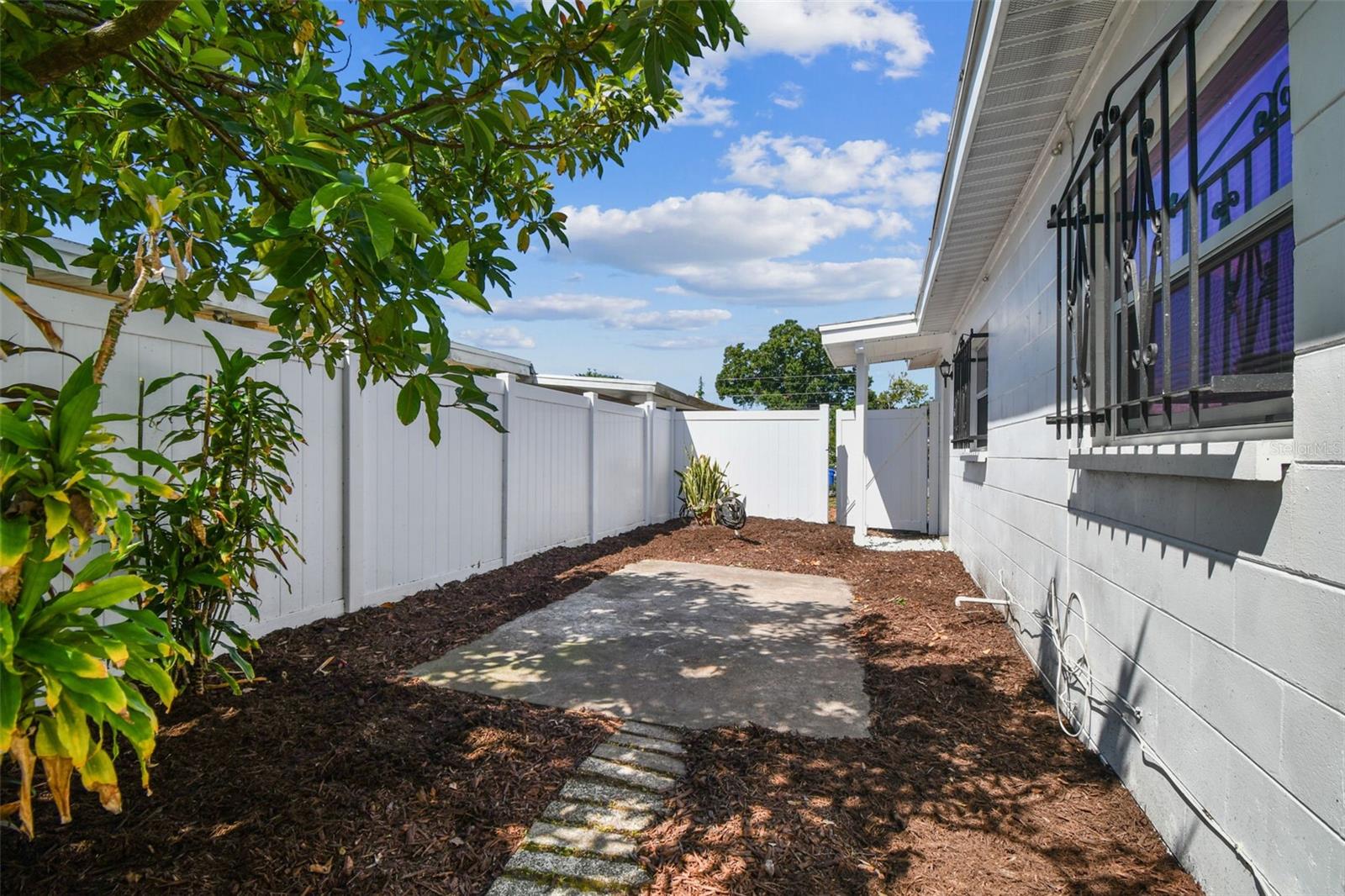 Image 42 of 53 For 6219 Hale Avenue