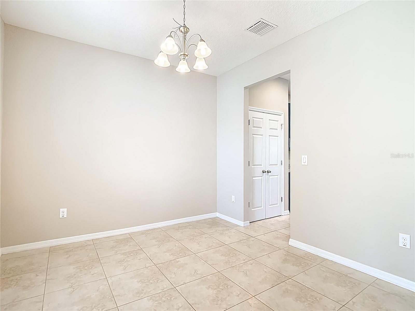 Image 15 of 100 For 8310 Willow Beach Drive