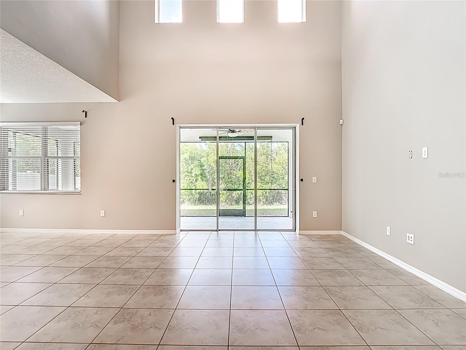 Image 32 of 100 For 8310 Willow Beach Drive