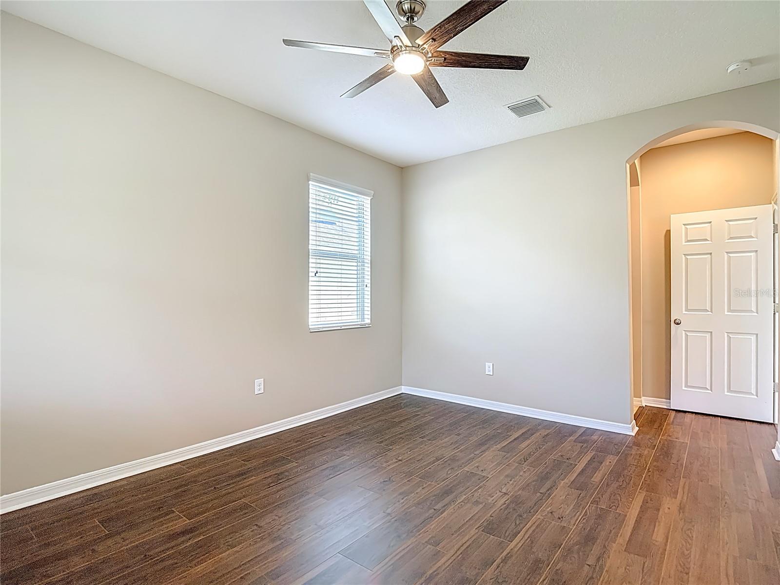 Image 40 of 100 For 8310 Willow Beach Drive