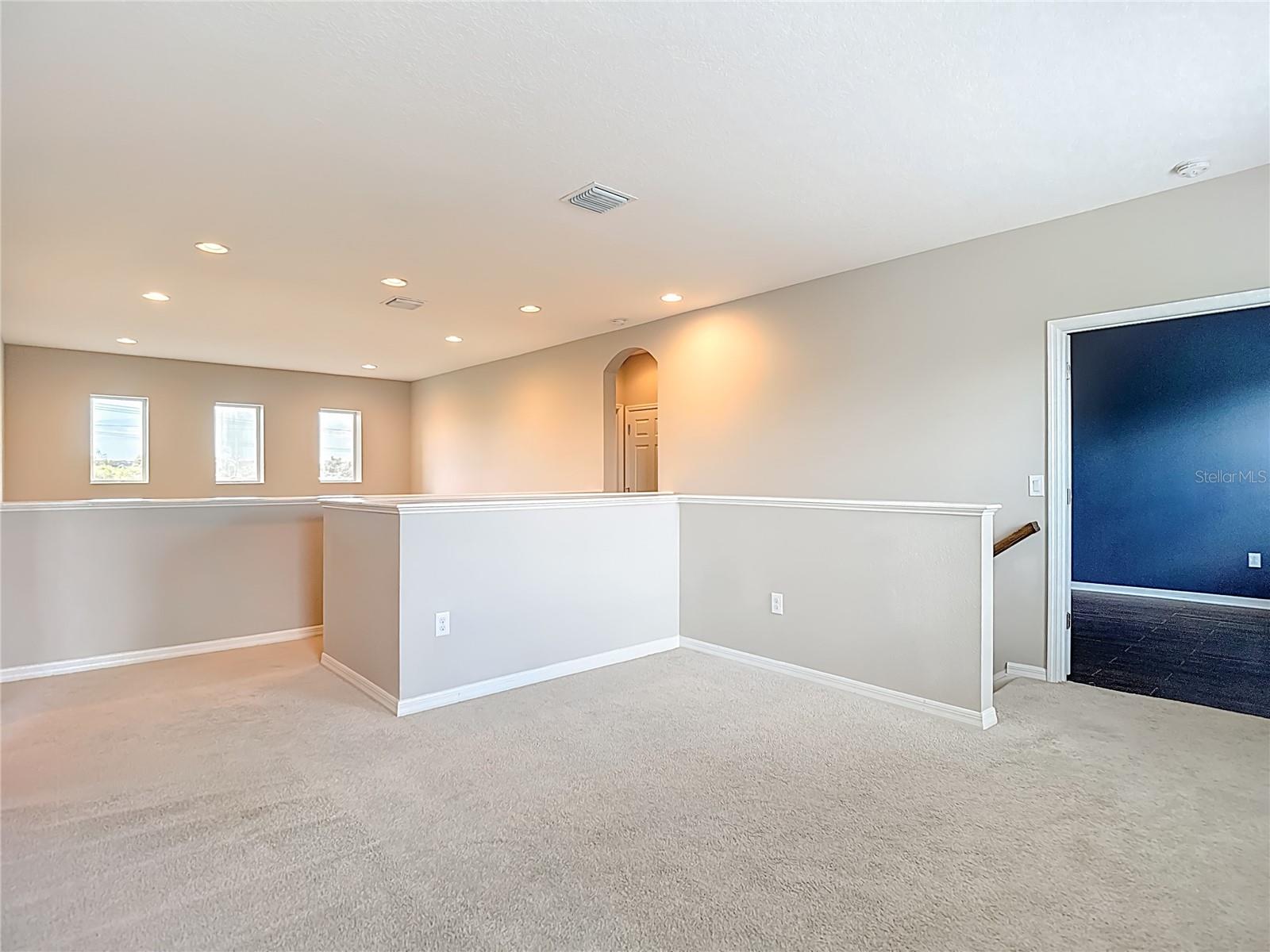 Image 49 of 100 For 8310 Willow Beach Drive