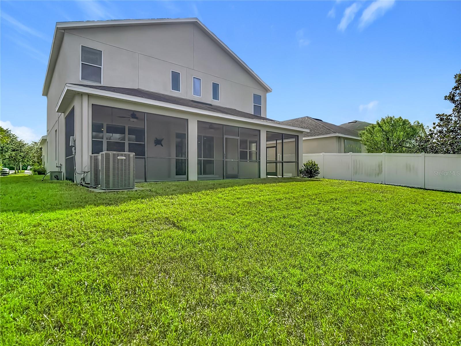 Image 84 of 100 For 8310 Willow Beach Drive