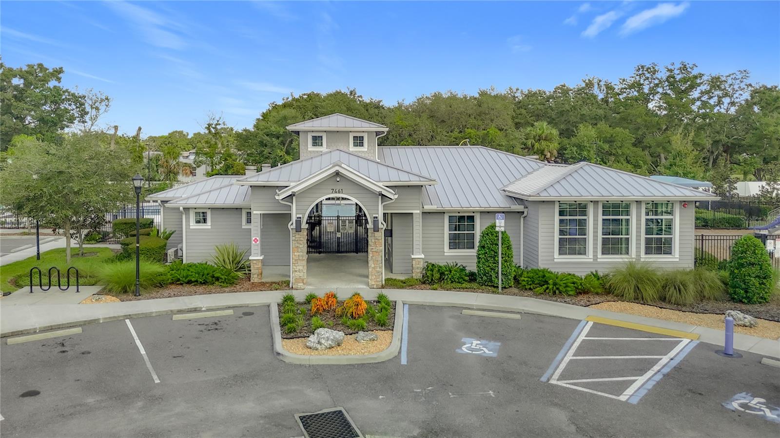 Image 92 of 100 For 8310 Willow Beach Drive