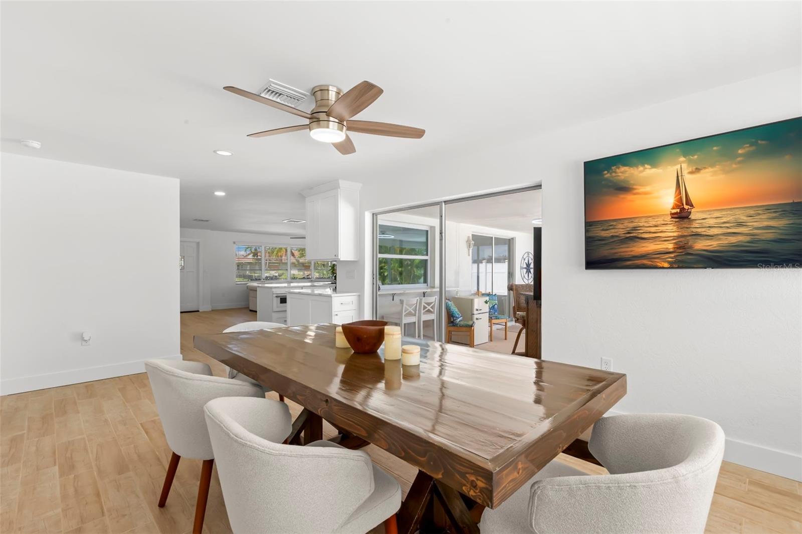 Image 21 of 57 For 12125 6th Street E