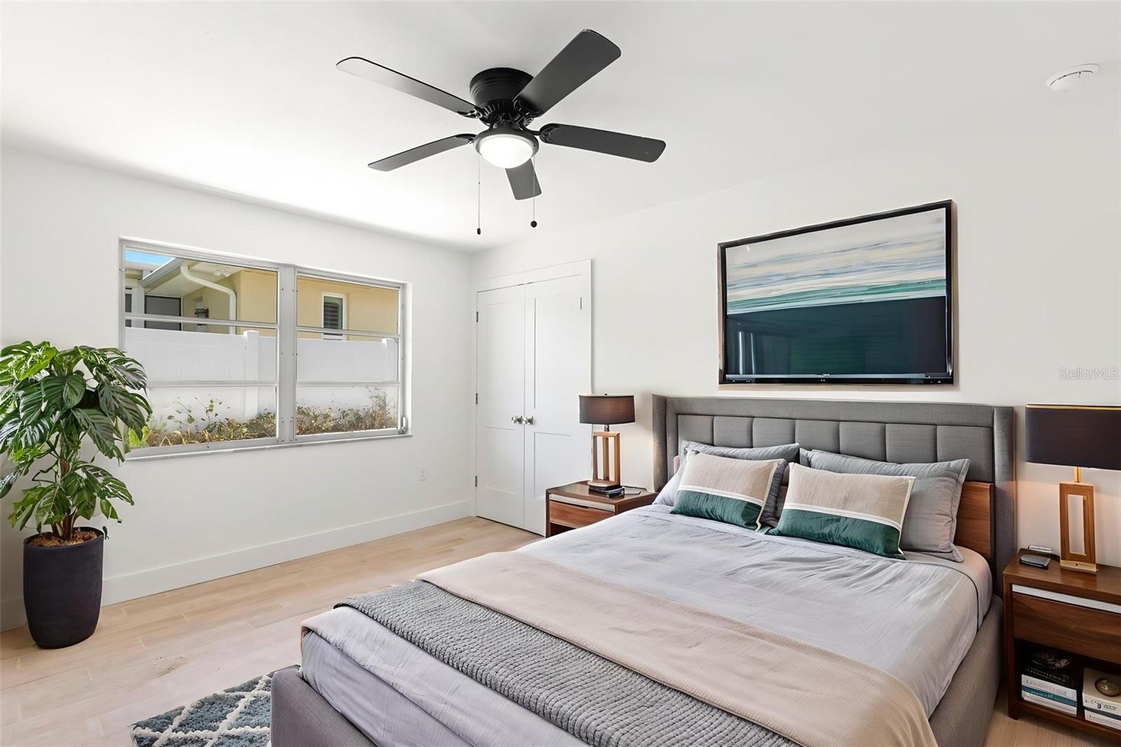 Image 33 of 57 For 12125 6th Street E
