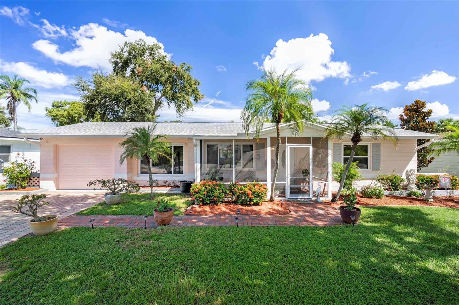 Image 2 of 59 For 6073 45th Avenue N
