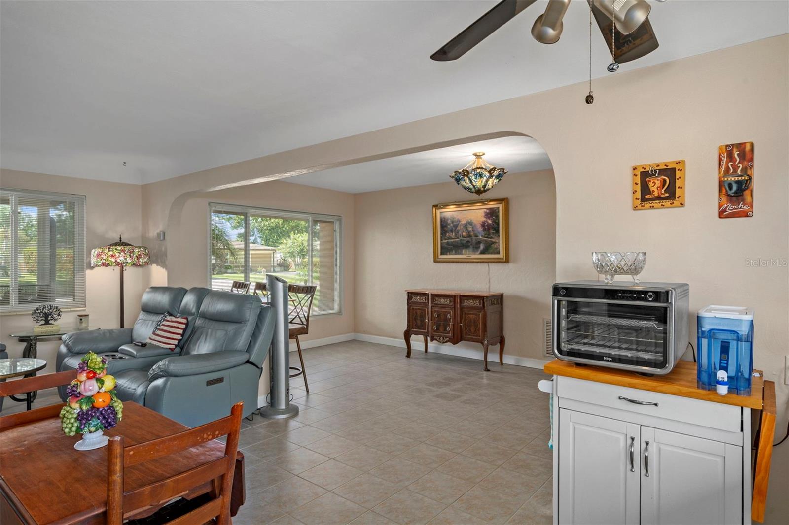 Image 21 of 59 For 6073 45th Avenue N