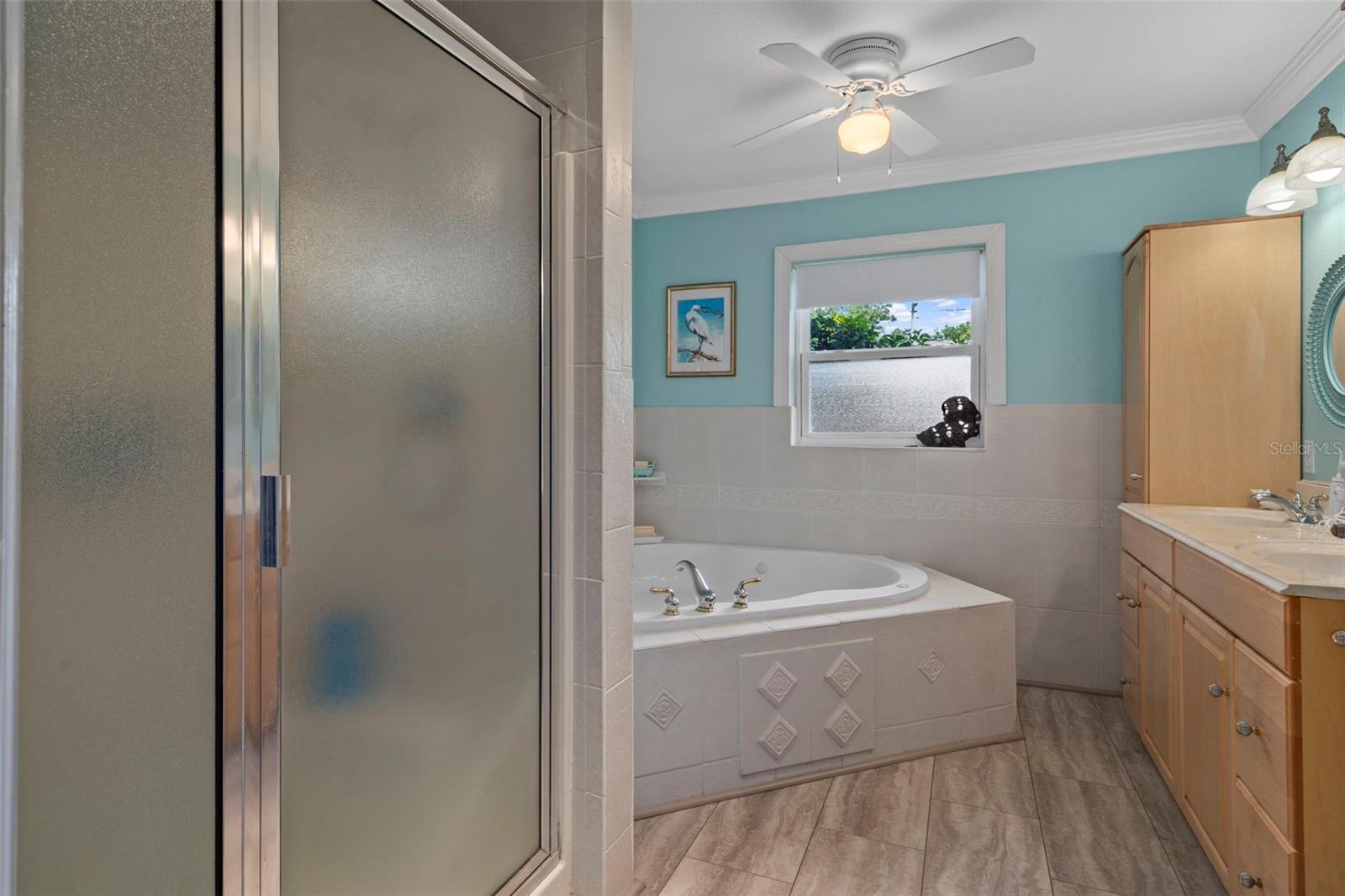 Image 31 of 59 For 6073 45th Avenue N