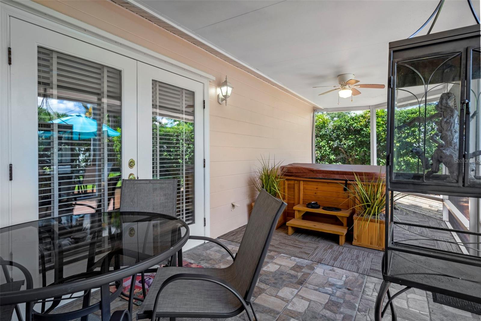 Image 47 of 59 For 6073 45th Avenue N
