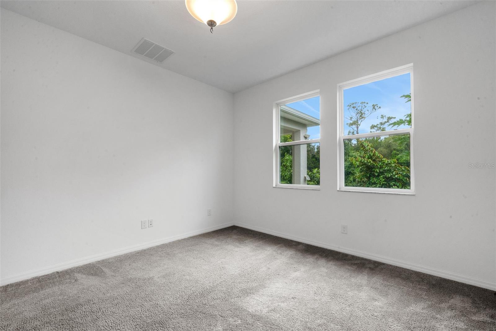 Image 13 of 38 For 3107 Marisa Place