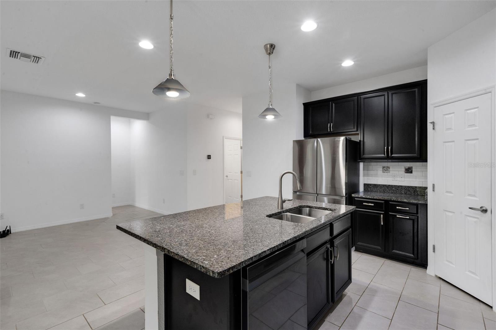 Image 7 of 38 For 3107 Marisa Place