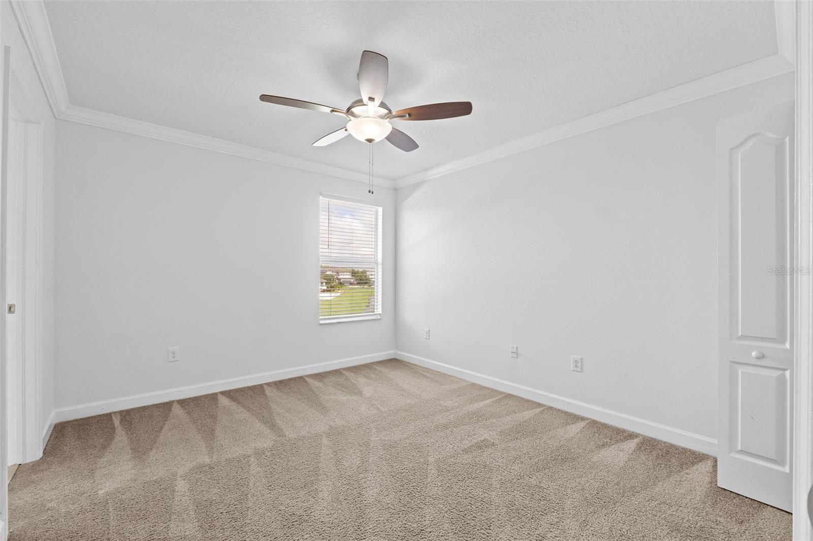 Image 52 of 90 For 3825 Buckinghamshire Drive