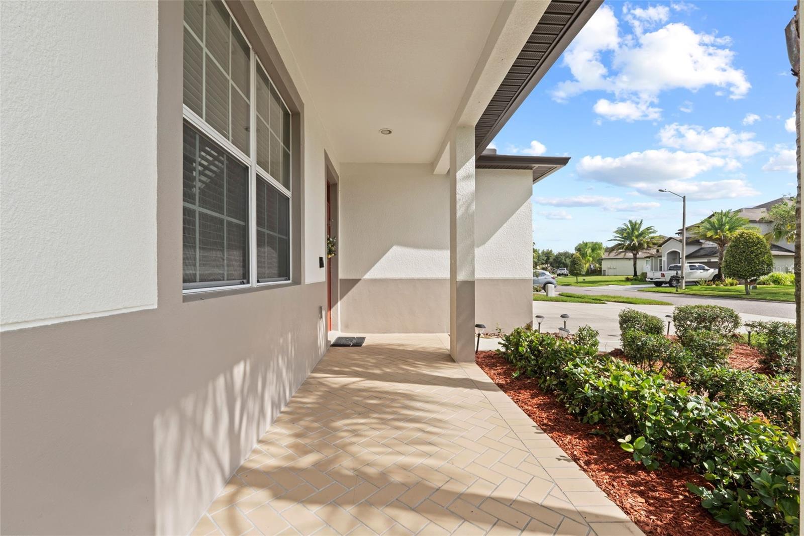 Image 6 of 90 For 3825 Buckinghamshire Drive