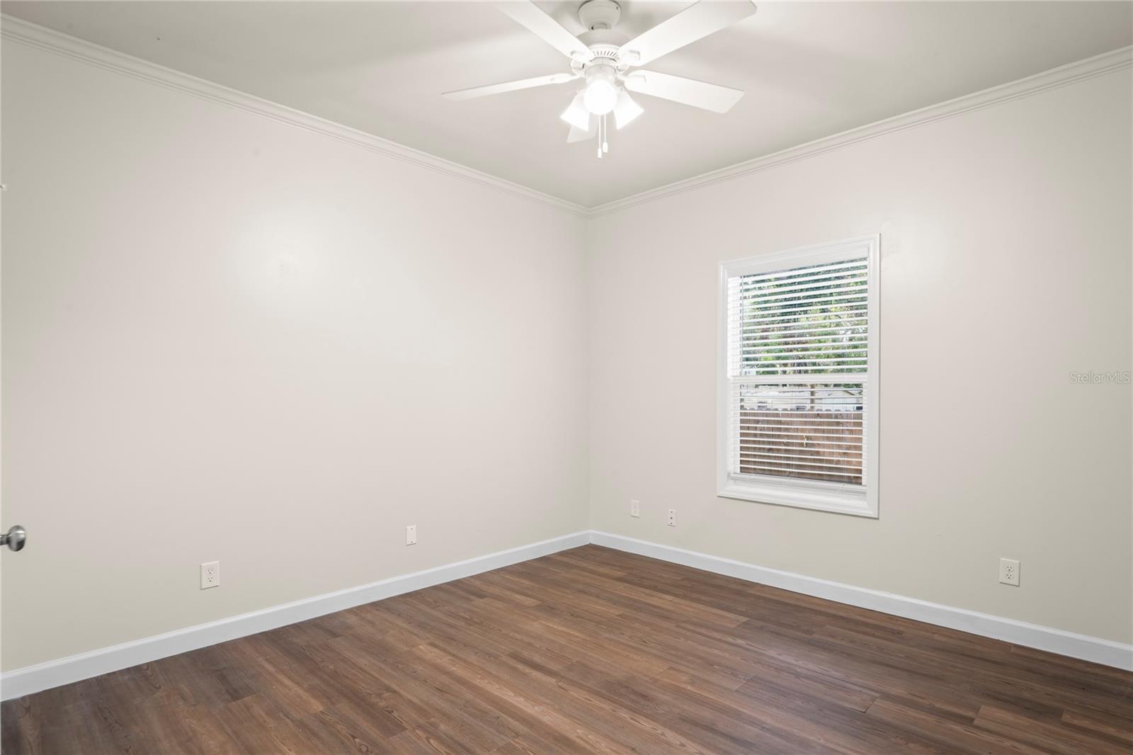 Image 18 of 26 For 1851 13th Street S