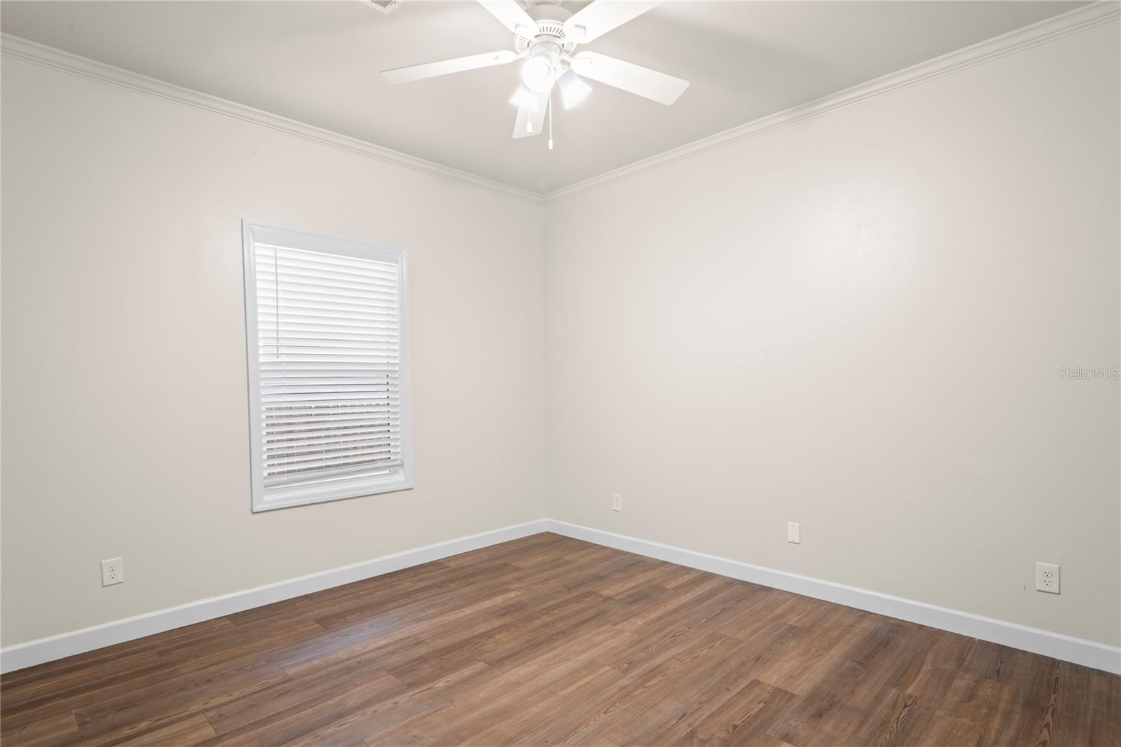 Image 21 of 26 For 1851 13th Street S