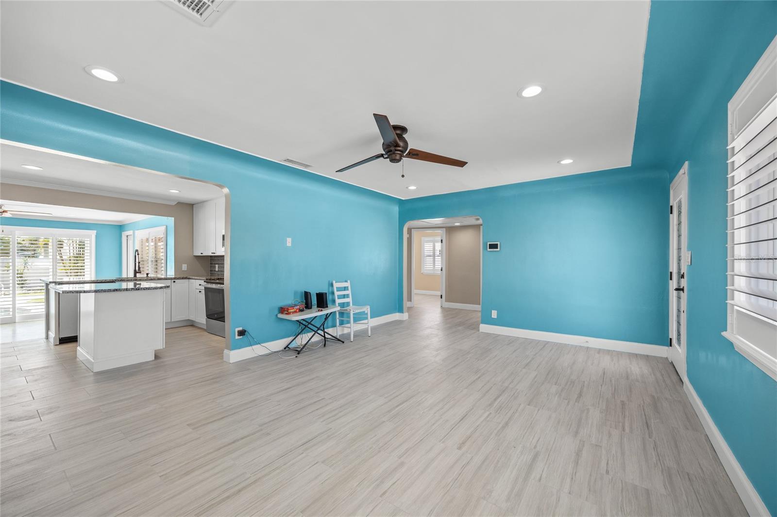 Image 11 of 48 For 350 81st Avenue
