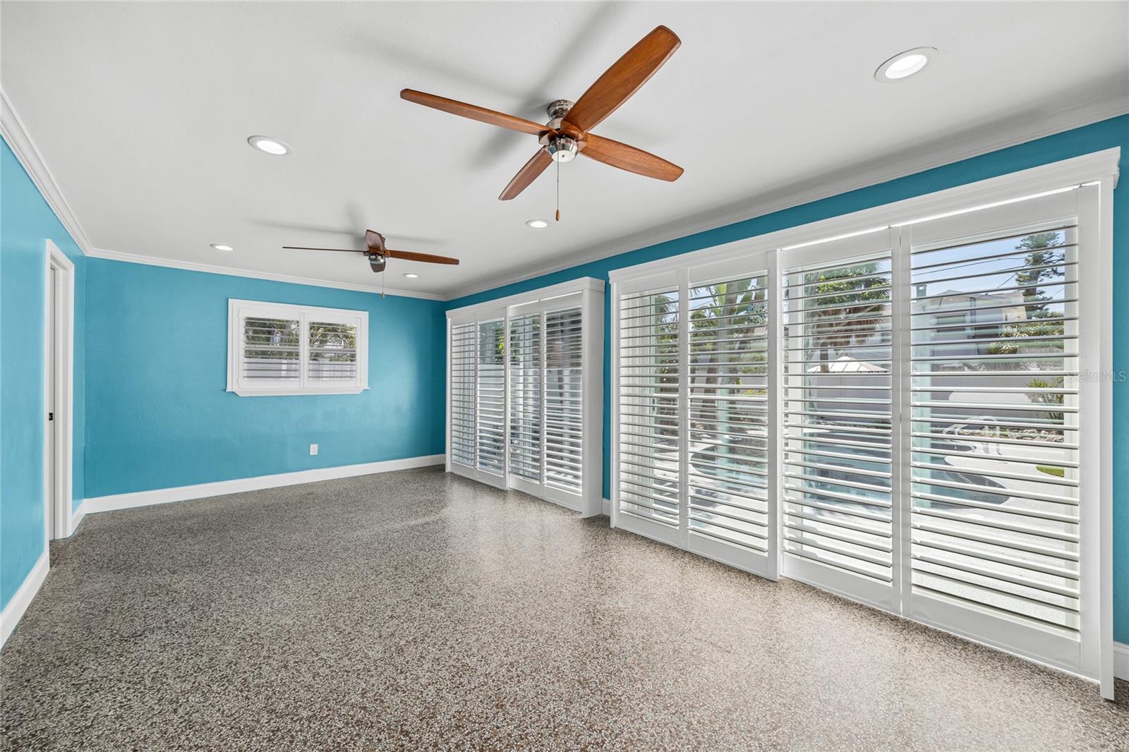 Image 18 of 48 For 350 81st Avenue