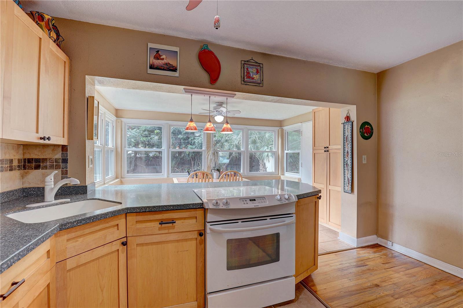 Image 12 of 45 For 3124 31st Avenue N