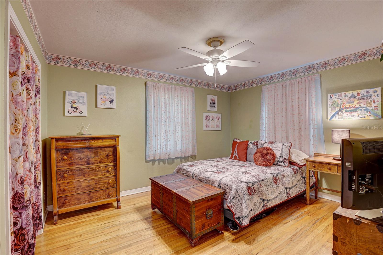 Image 16 of 45 For 3124 31st Avenue N