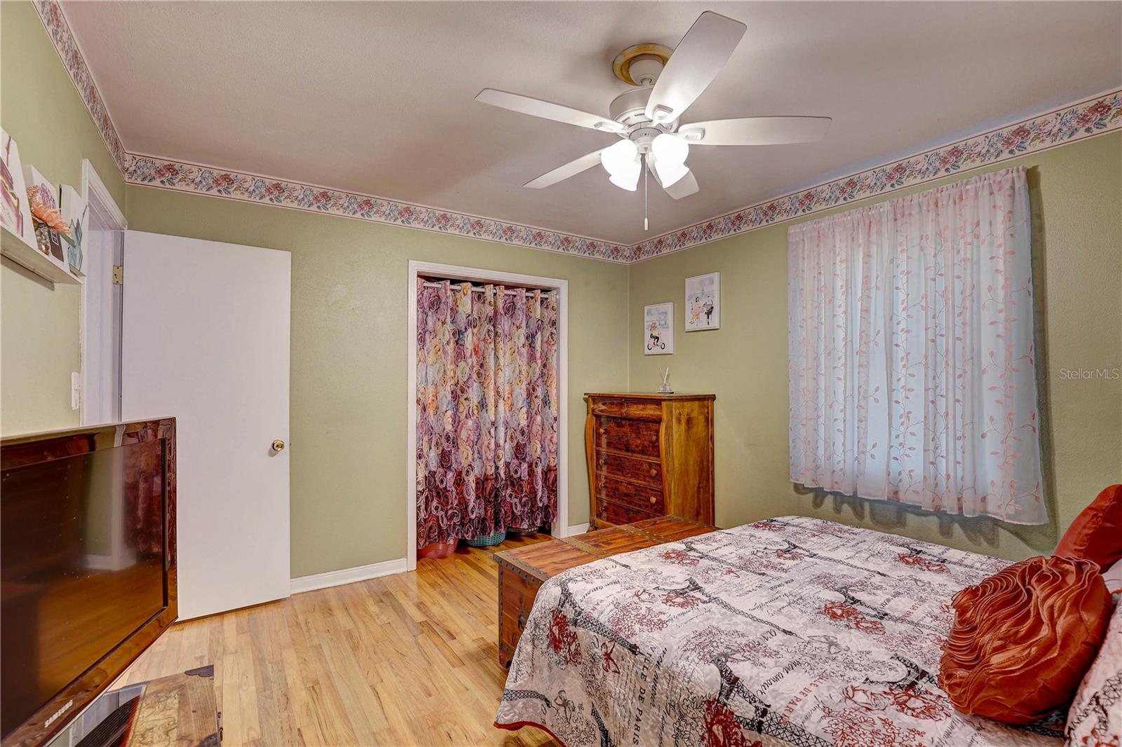 Image 17 of 45 For 3124 31st Avenue N