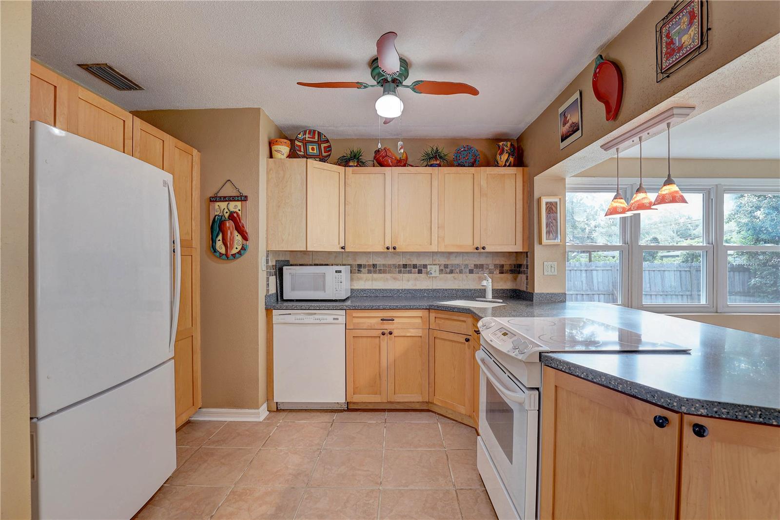 Image 3 of 45 For 3124 31st Avenue N